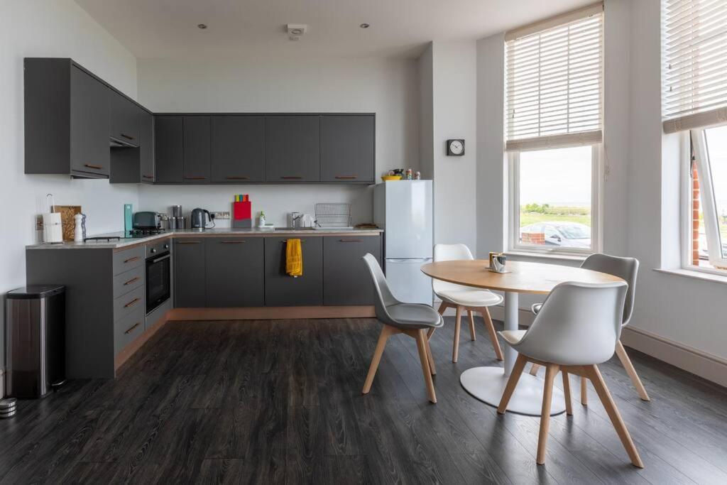 Apartament Waves@Walpole - 2 Bed Flat With Amazing Sea Views Margate Zewnętrze zdjęcie