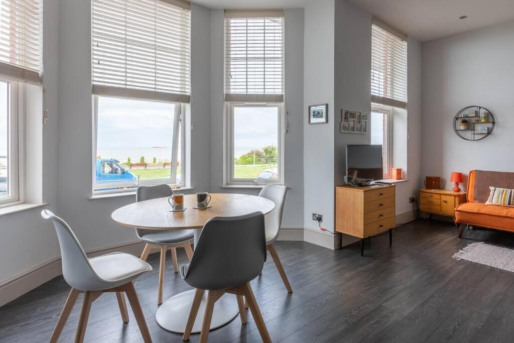 Apartament Waves@Walpole - 2 Bed Flat With Amazing Sea Views Margate Zewnętrze zdjęcie